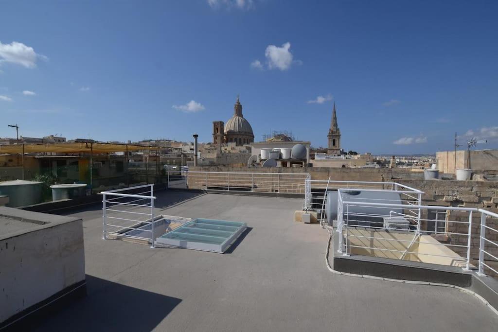 Vallettadreamsuites Groud Floor Shared Sea View Rooof Terrace Dış mekan fotoğraf